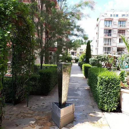 Tarsis Vacation Apartment *